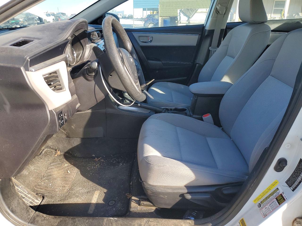 2016 TOYOTA COROLLA L photo 13