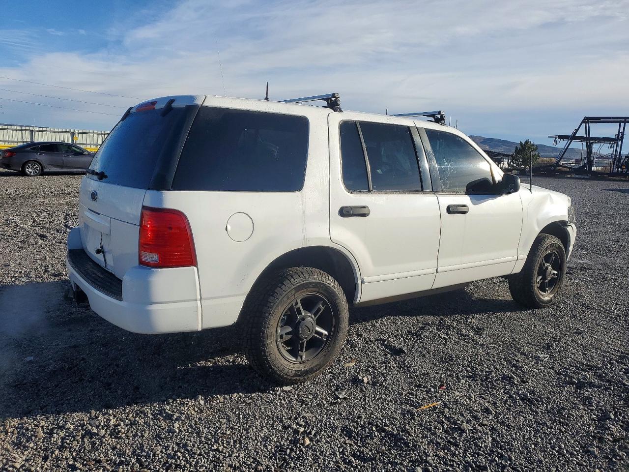 2005 FORD EXPLORER XLT photo 3