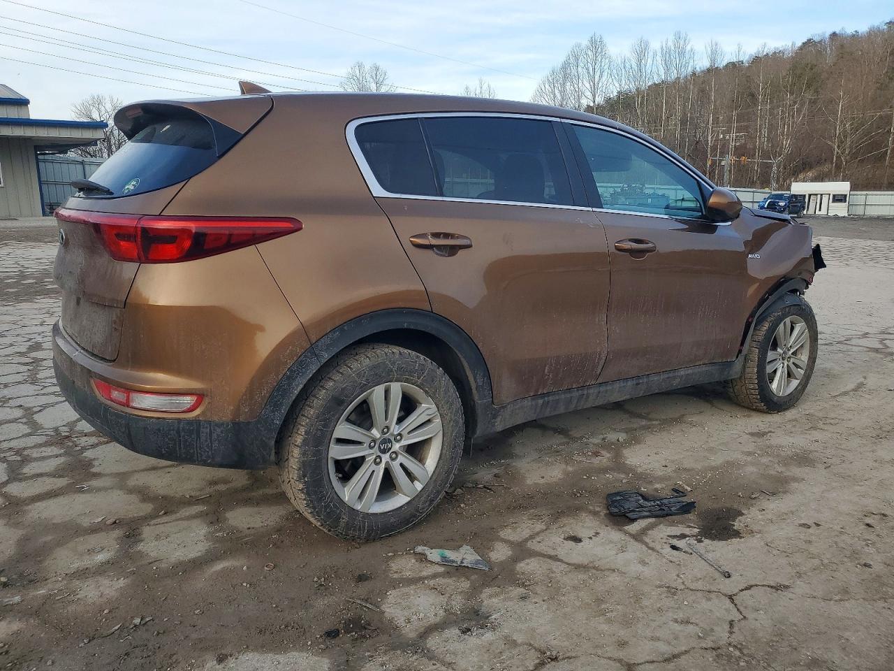 2017 KIA SPORTAGE LX photo 3