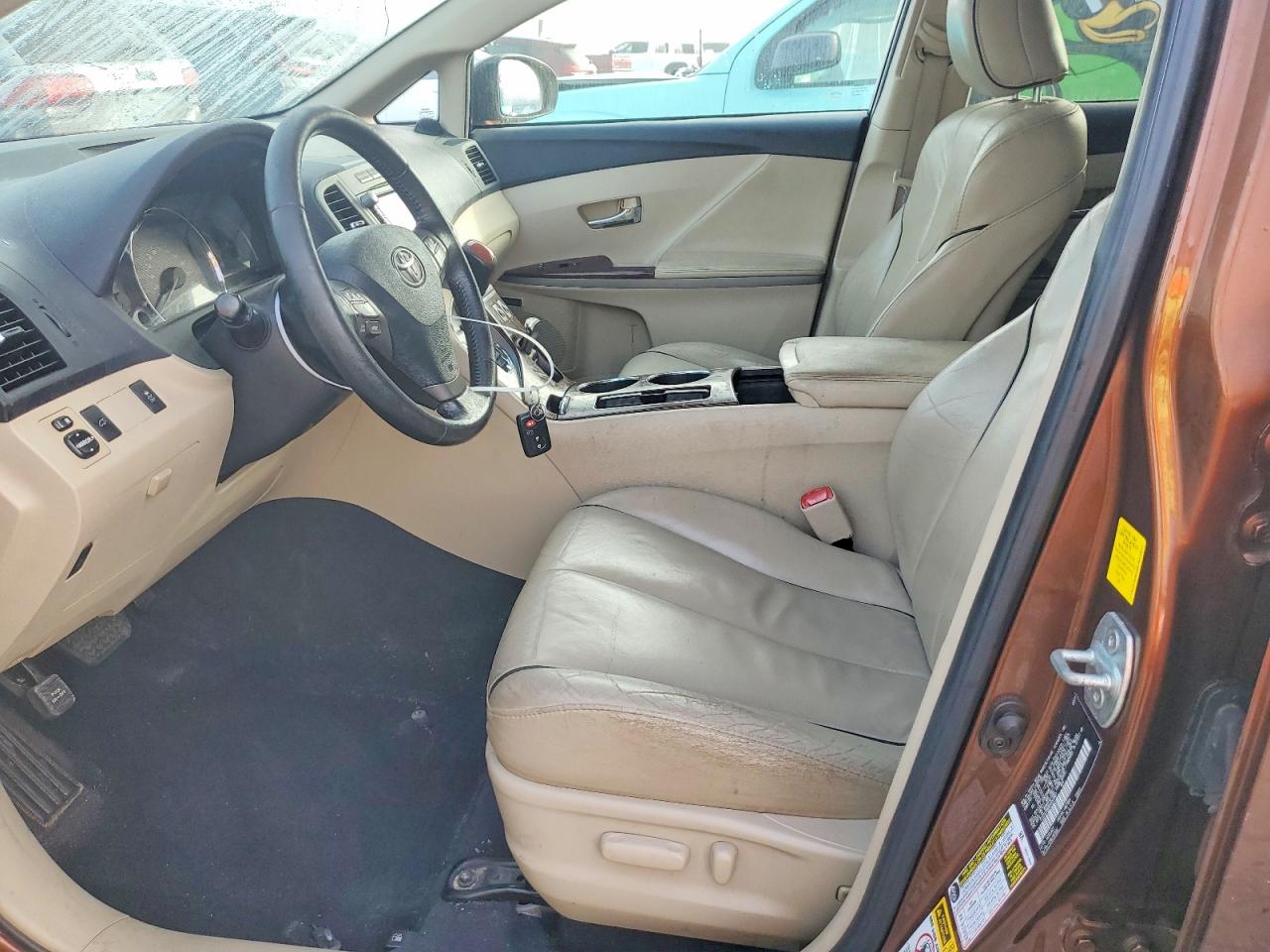 2011 TOYOTA VENZA photo 7