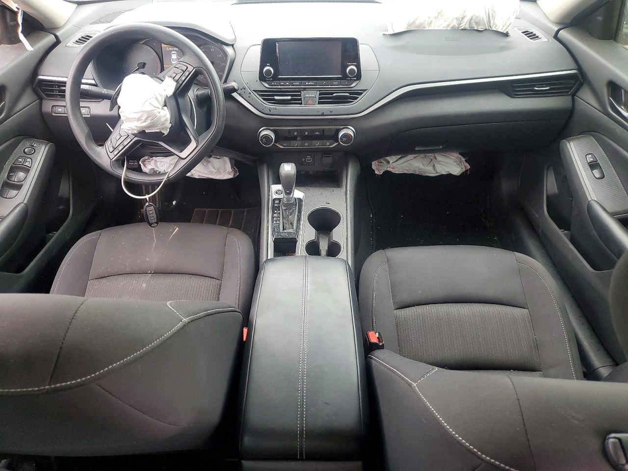 2024 NISSAN ALTIMA S photo 8