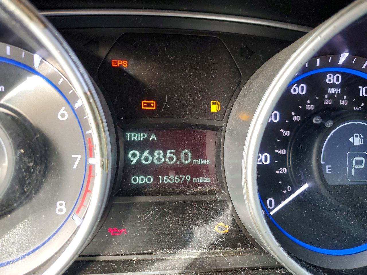 2011 HYUNDAI SONATA SE photo 9