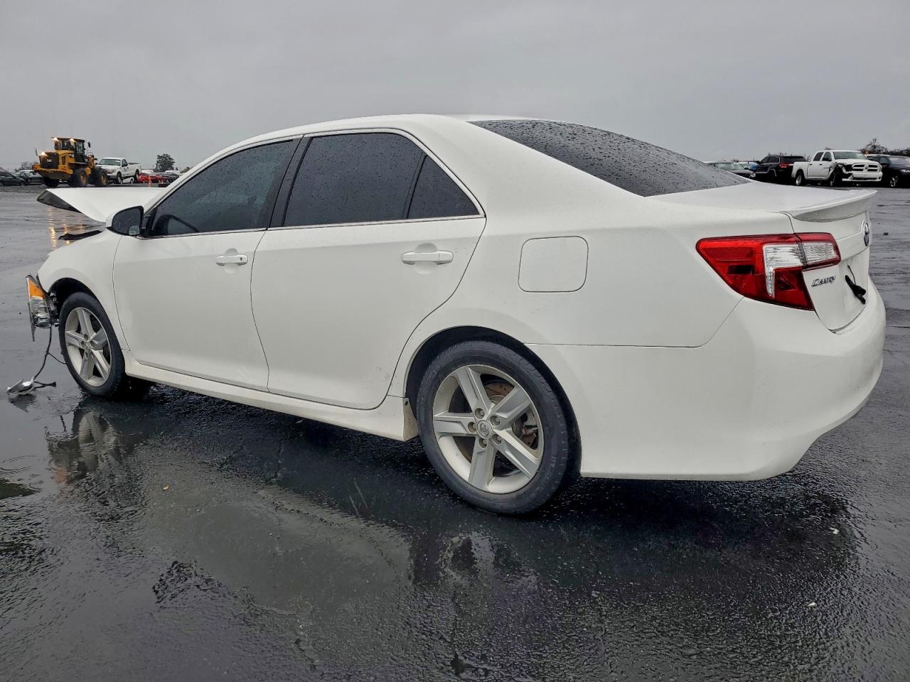 2012 TOYOTA CAMRY BASE photo 2