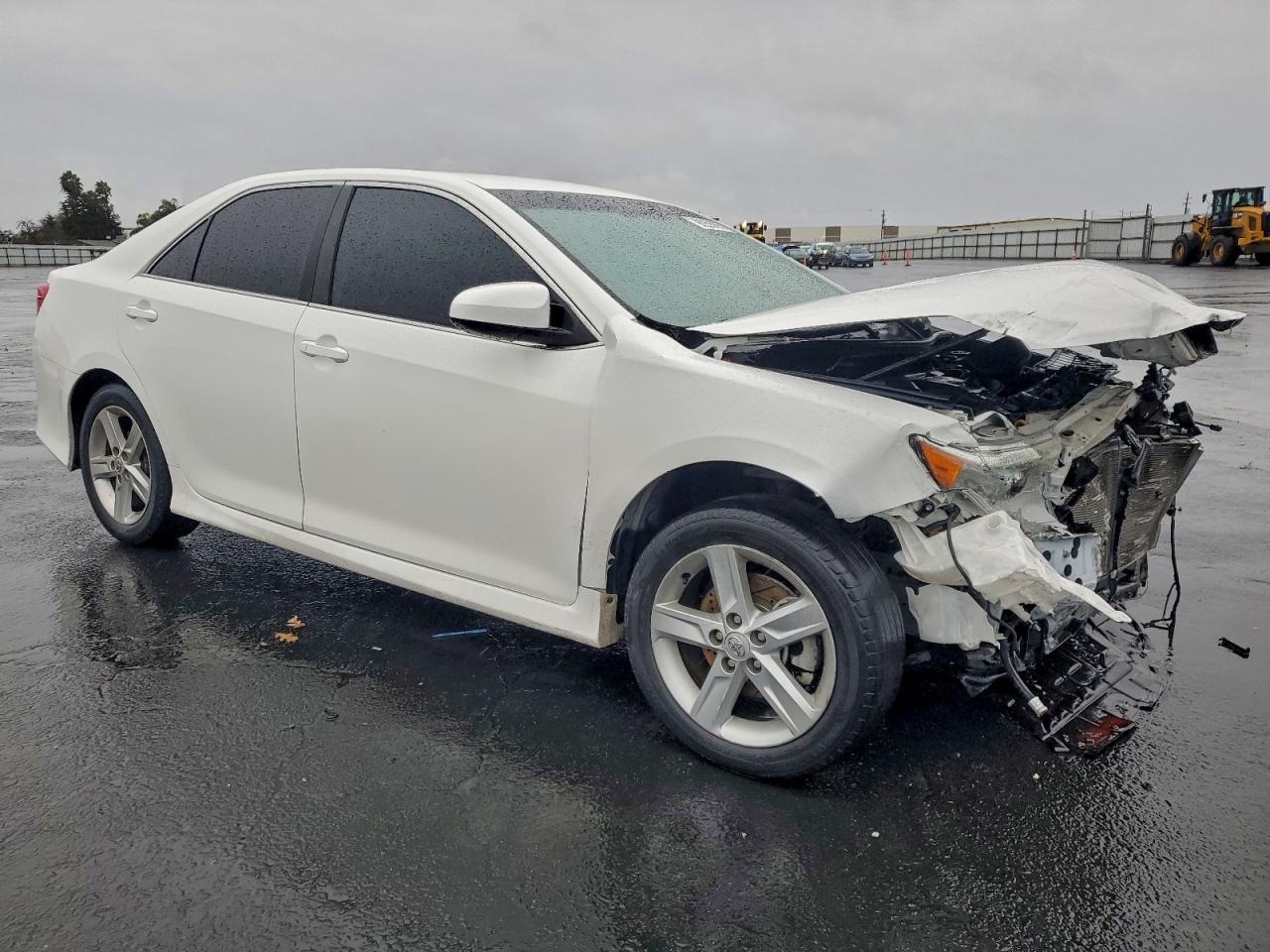 2012 TOYOTA CAMRY BASE photo 4