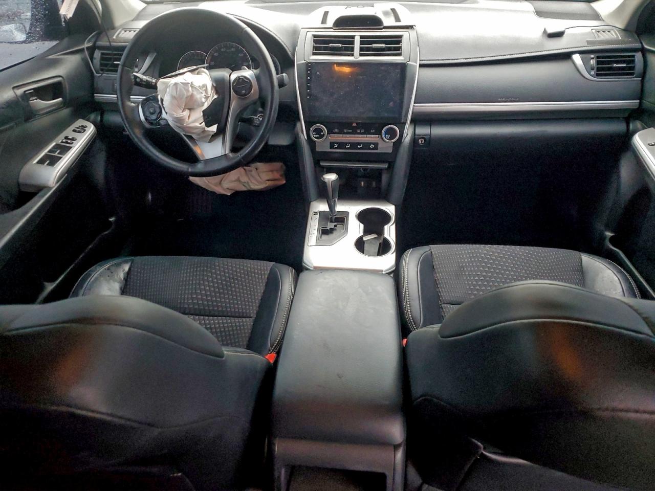 2012 TOYOTA CAMRY BASE photo 8