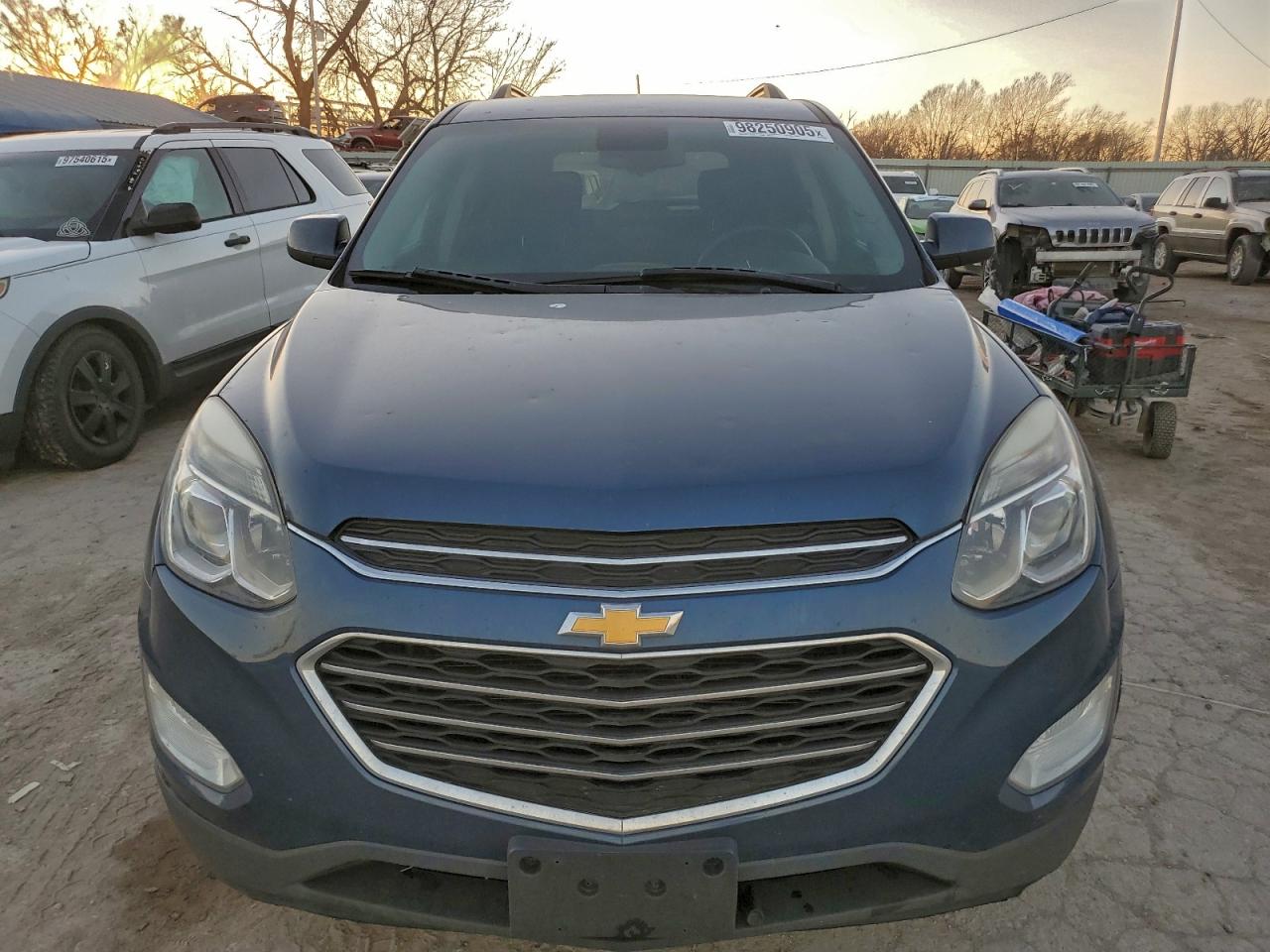 2016 CHEVROLET EQUINOX LT photo 9