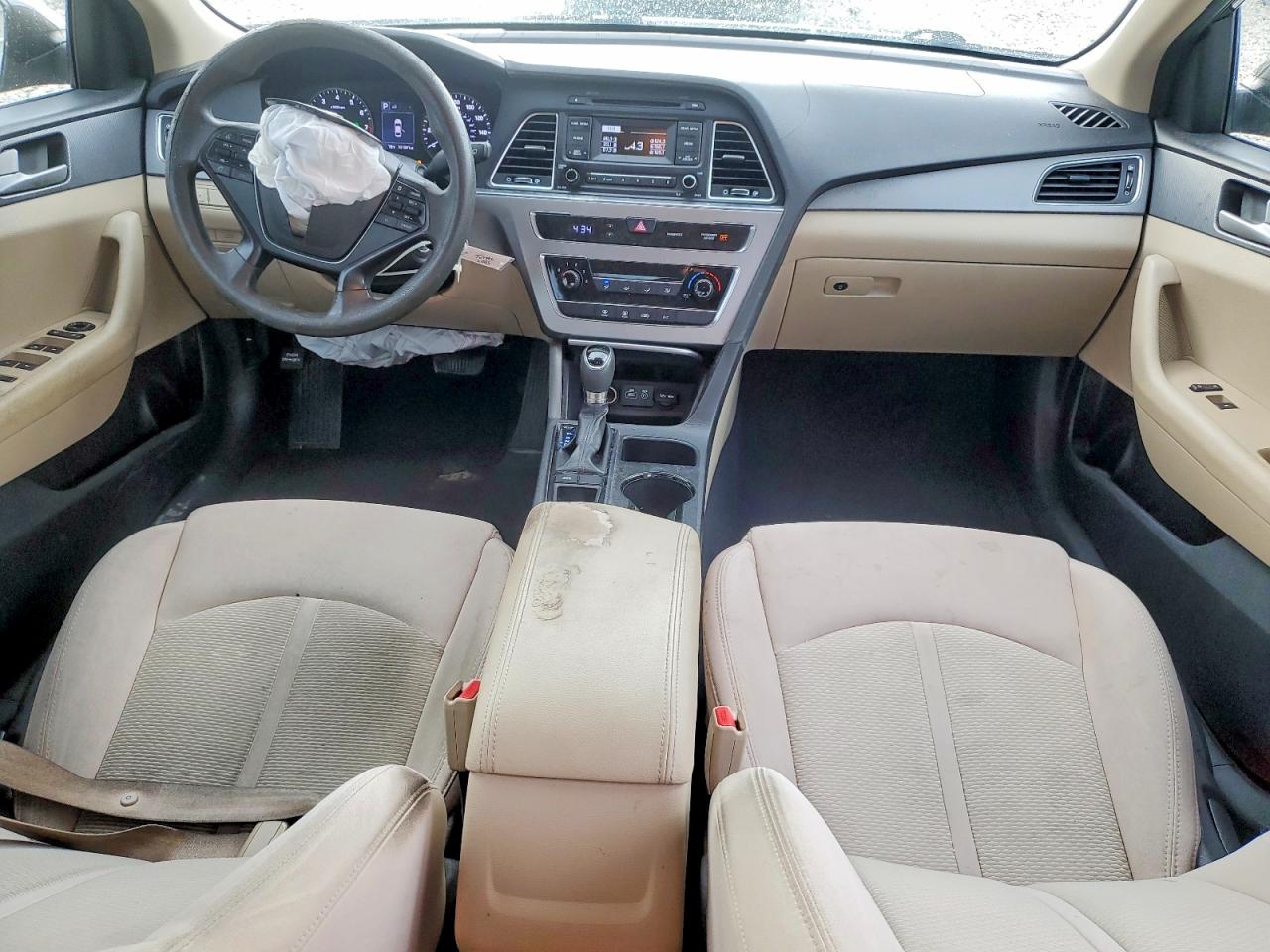 2017 HYUNDAI SONATA SE photo 8