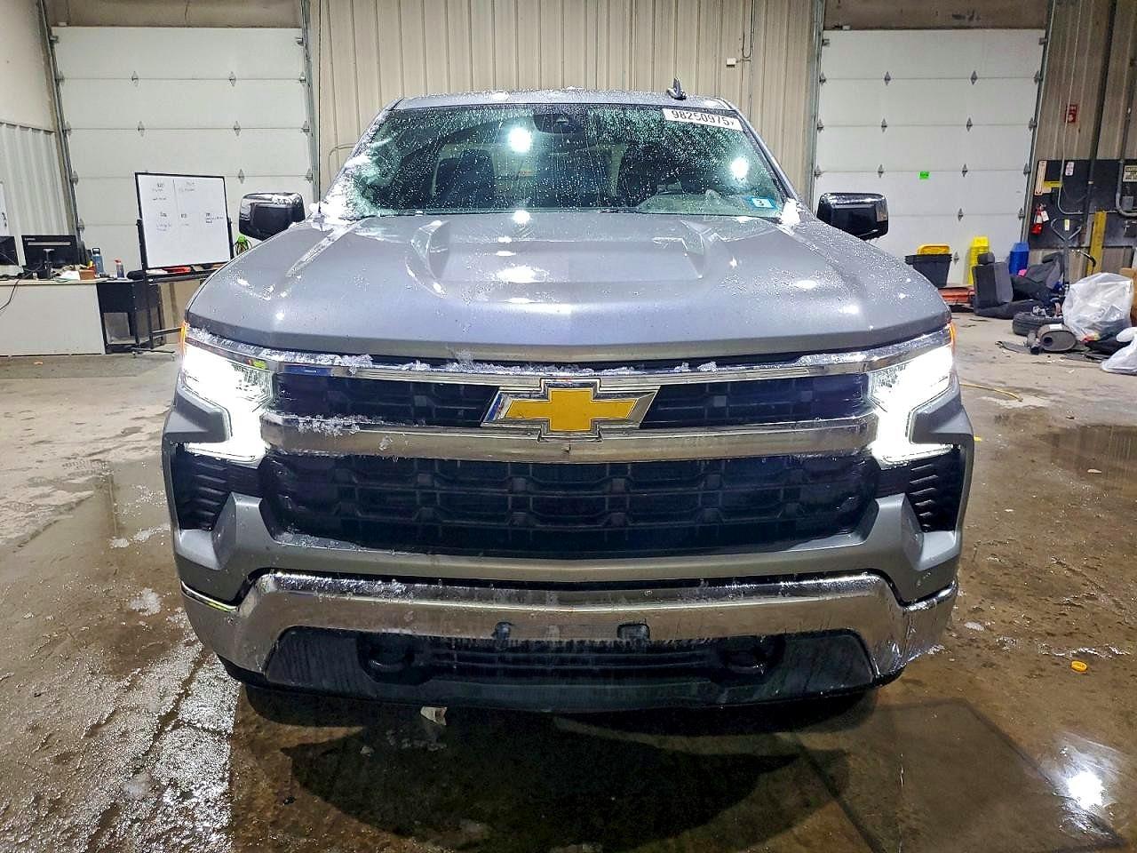 2023 CHEVROLET SILVERADO K1500 LT-L photo 5