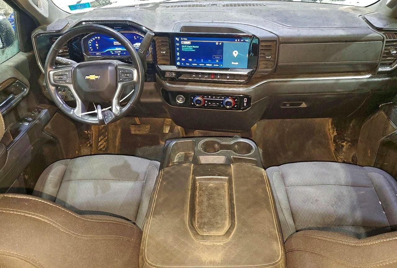 2023 CHEVROLET SILVERADO K1500 LT-L photo 8