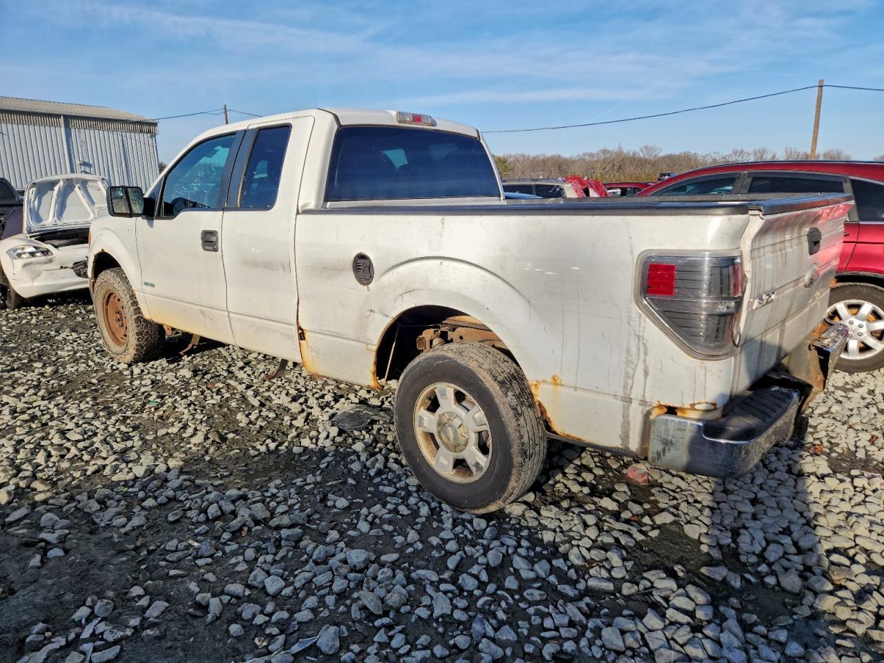 2011 FORD F150 SUPER CAB photo 2