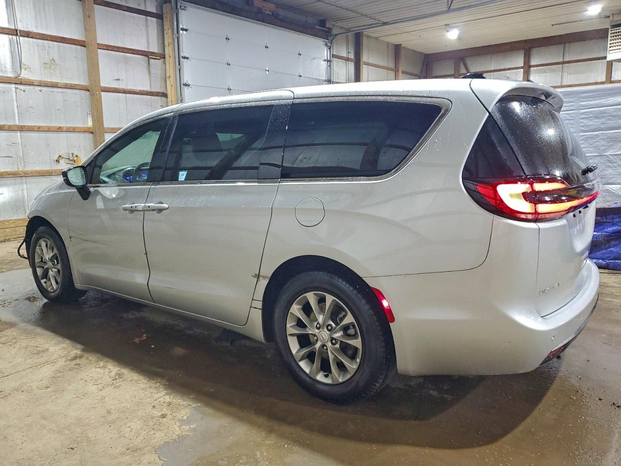 2026 CHRYSLER PACIFICA LIMITED photo 2
