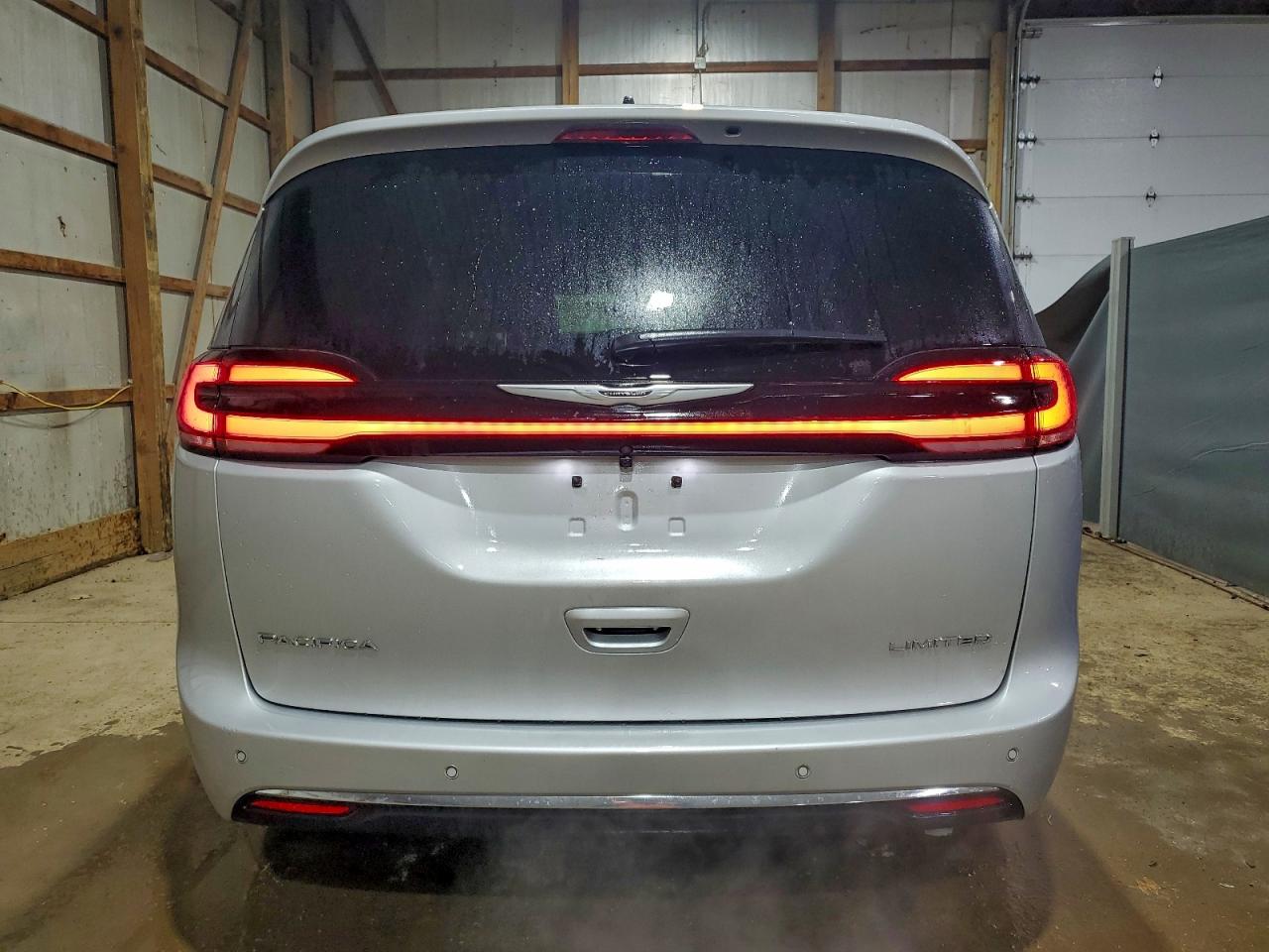 2026 CHRYSLER PACIFICA LIMITED photo 6