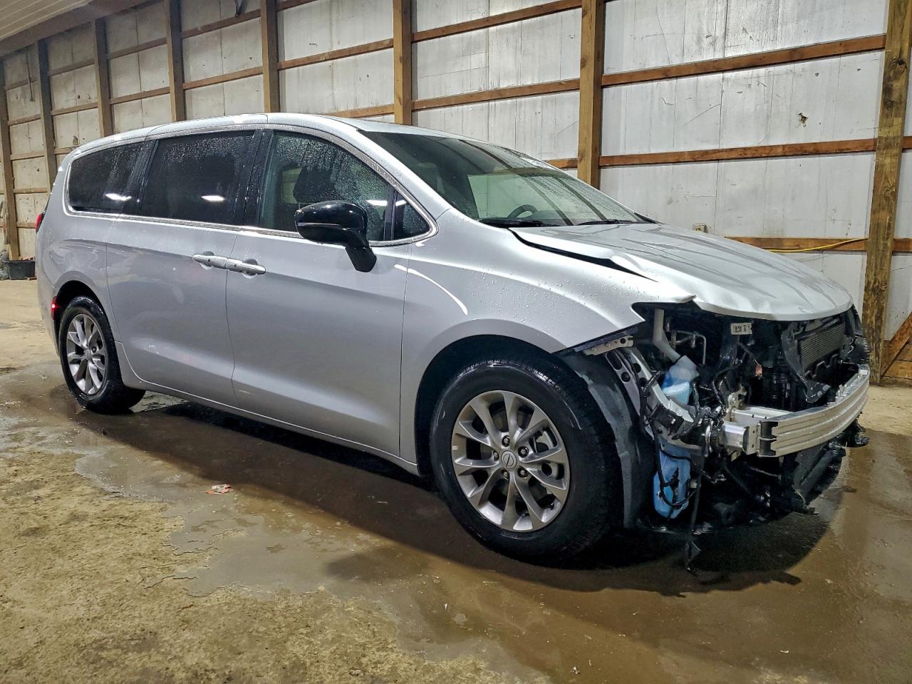 2026 CHRYSLER PACIFICA LIMITED photo 4