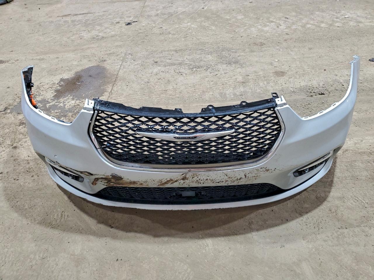 2026 CHRYSLER PACIFICA LIMITED photo 13