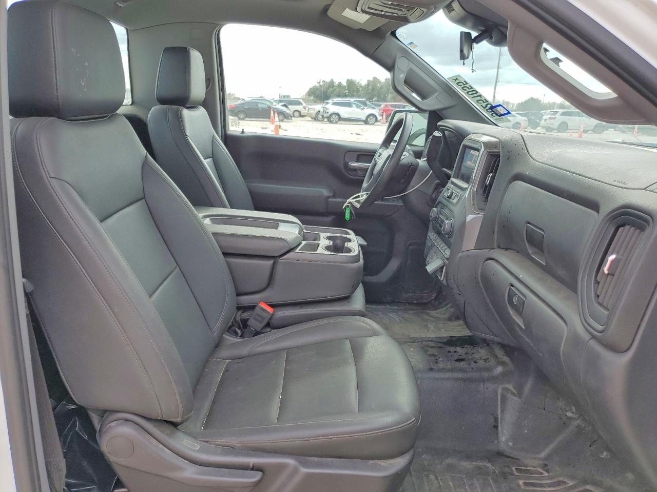 2023 CHEVROLET SILVERADO C1500 photo 28