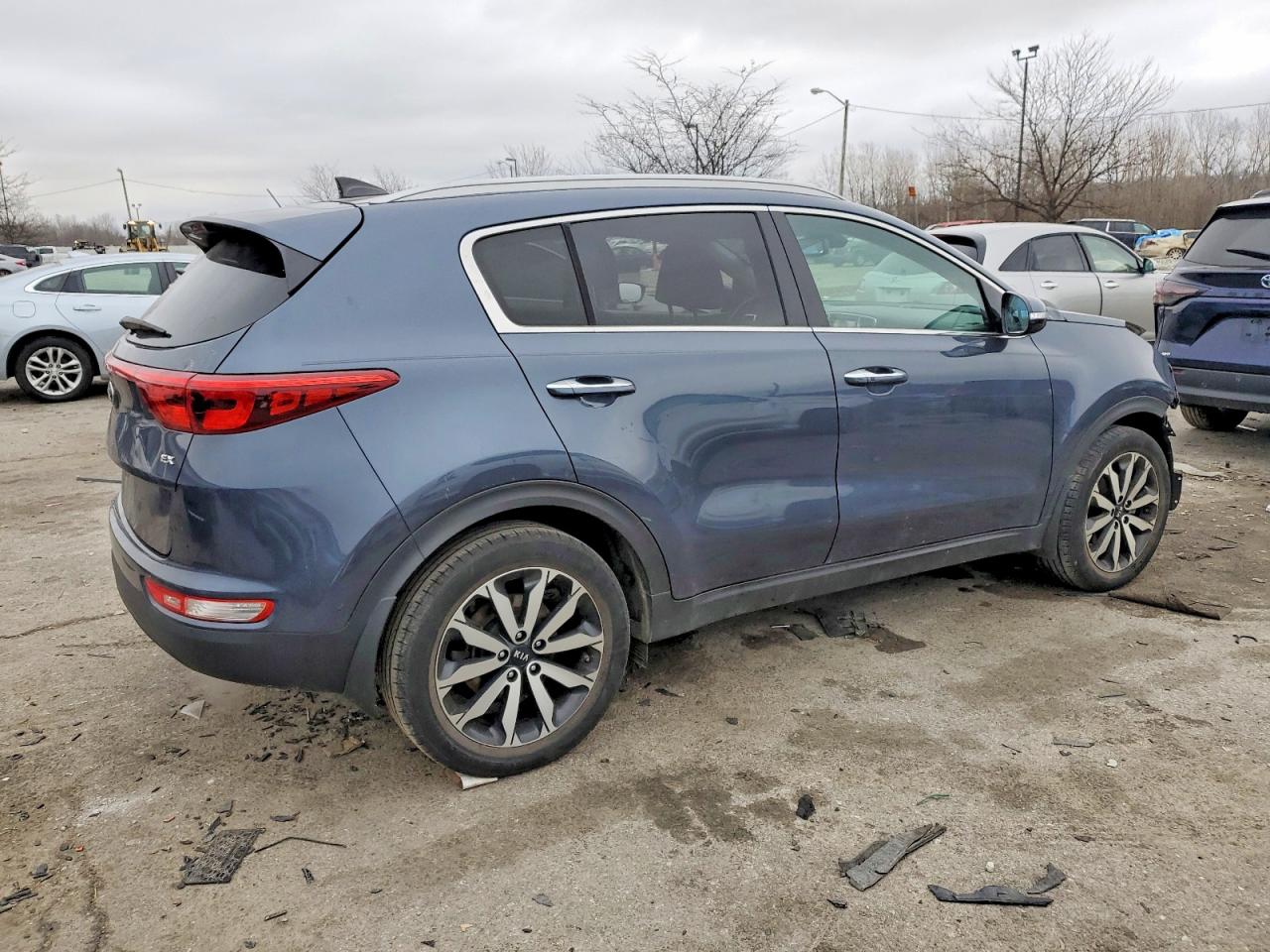 2017 KIA SPORTAGE EX photo 3