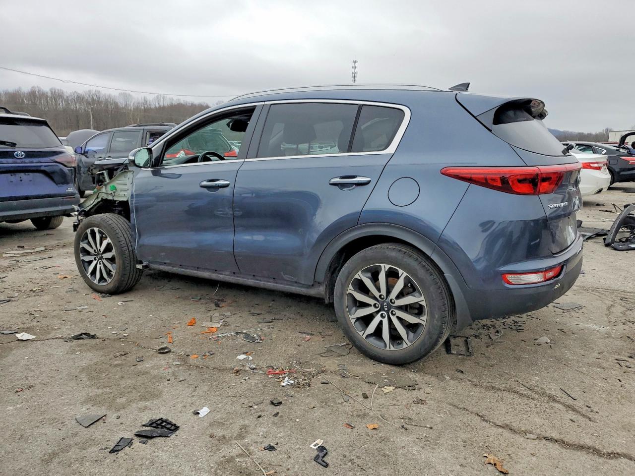2017 KIA SPORTAGE EX photo 2