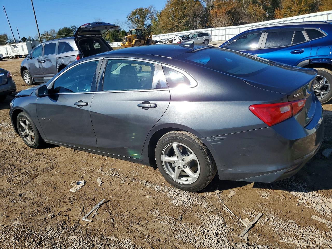 2017 CHEVROLET MALIBU LS photo 4