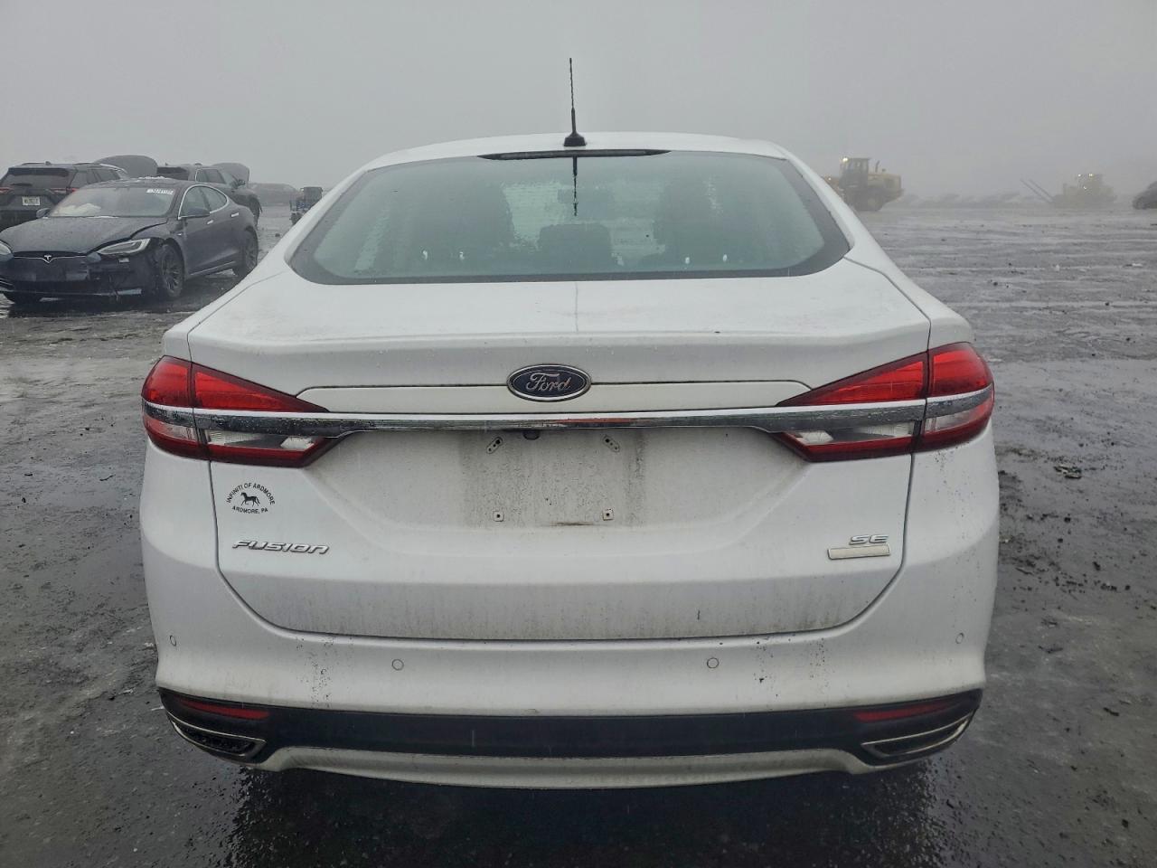 2017 FORD FUSION SE photo 6