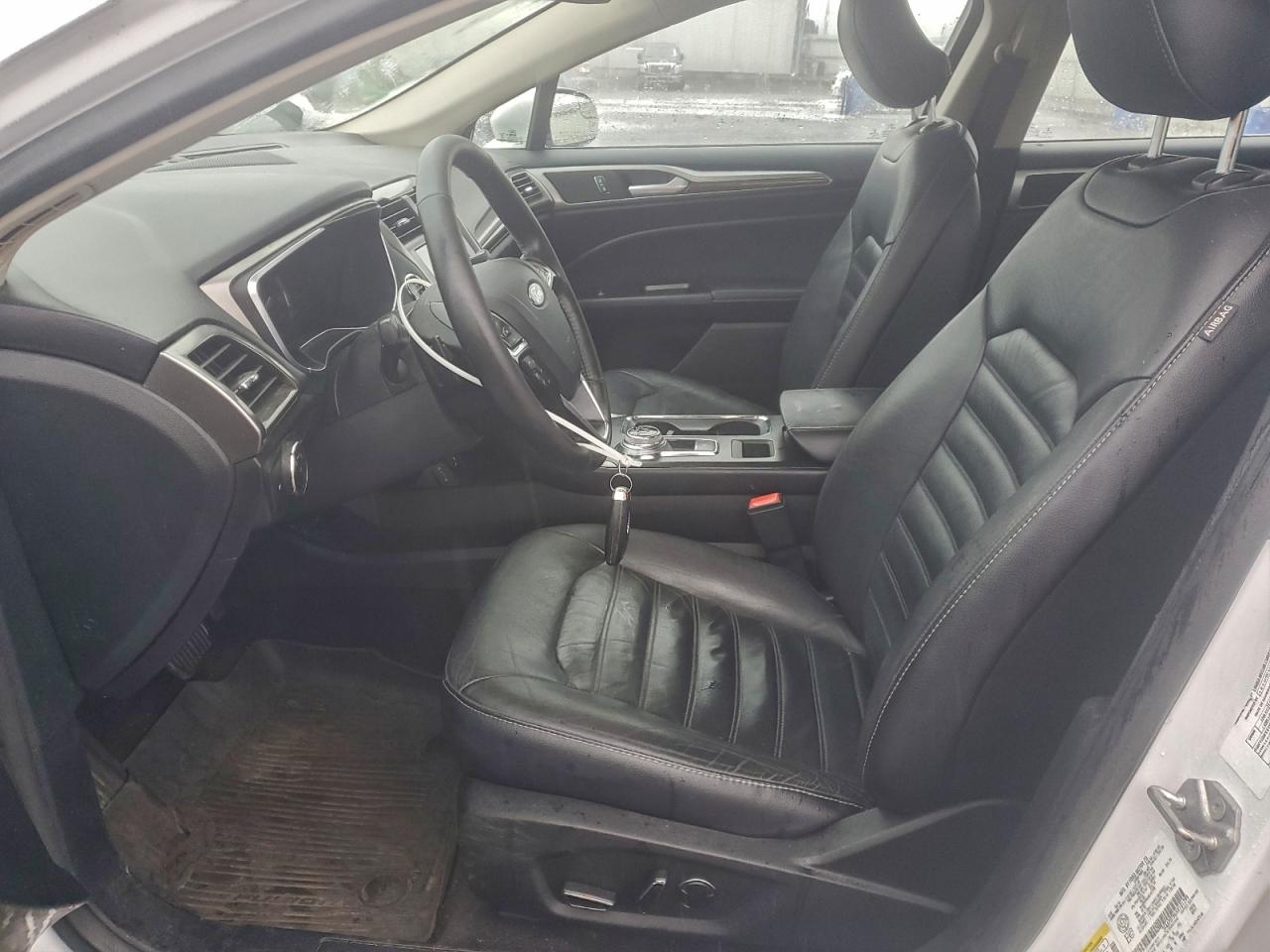 2017 FORD FUSION SE photo 7