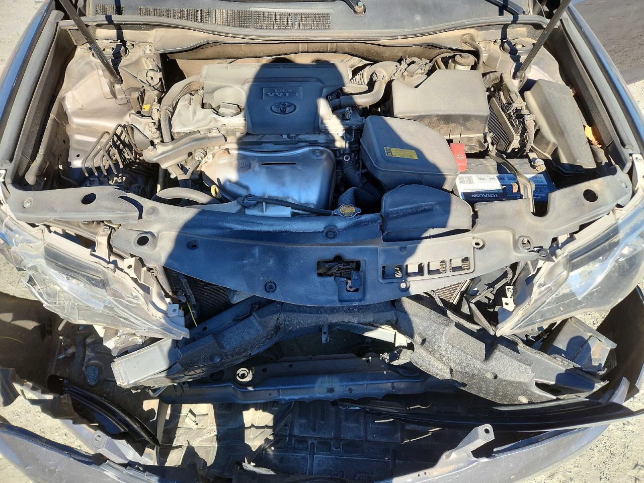 2014 TOYOTA CAMRY L photo 11