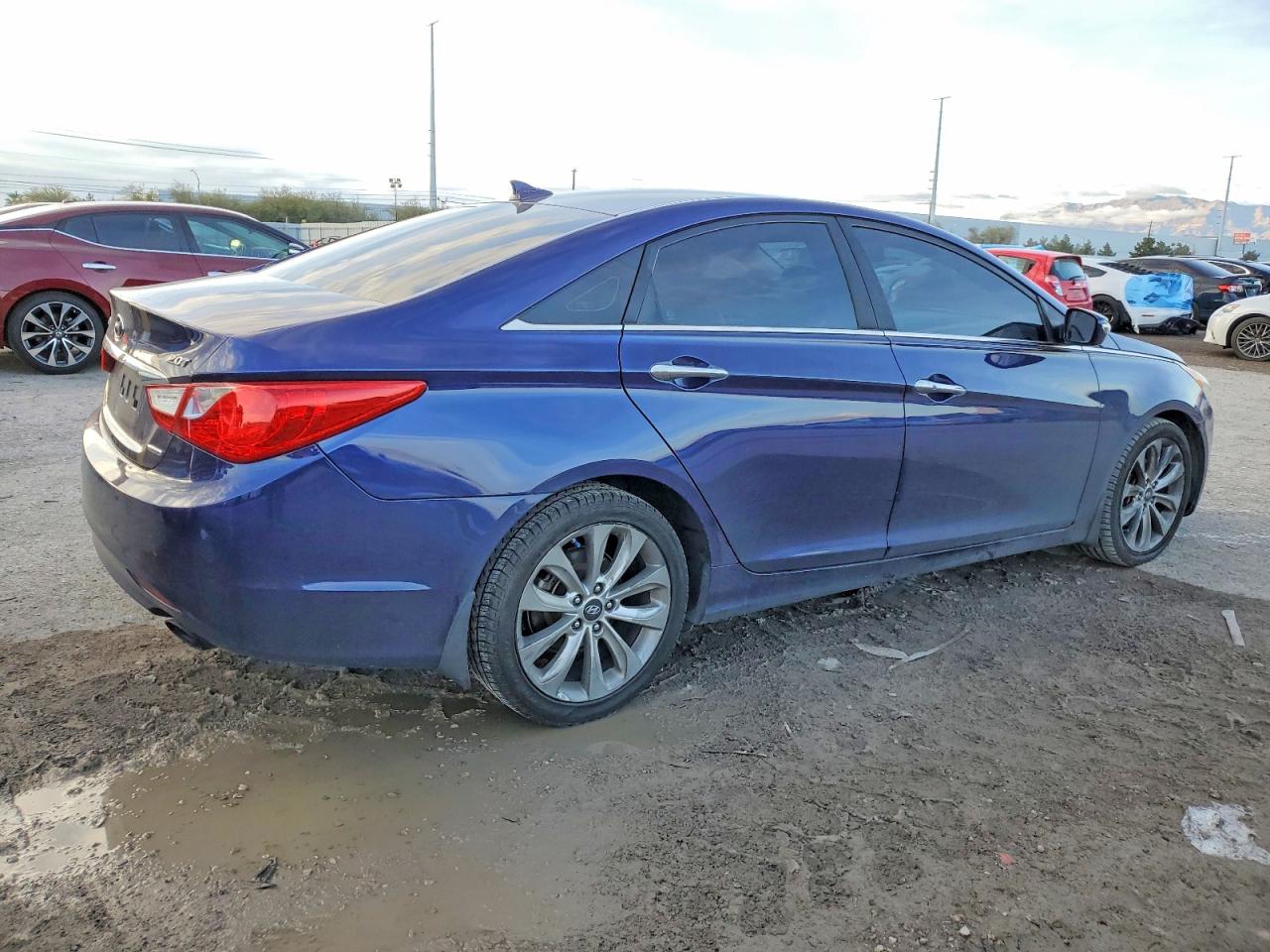 2013 HYUNDAI SONATA SE photo 3
