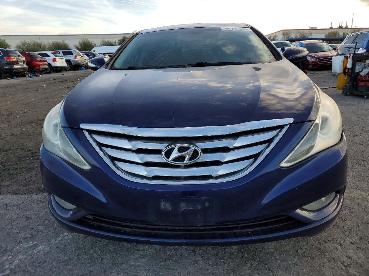 2013 HYUNDAI SONATA SE photo 5