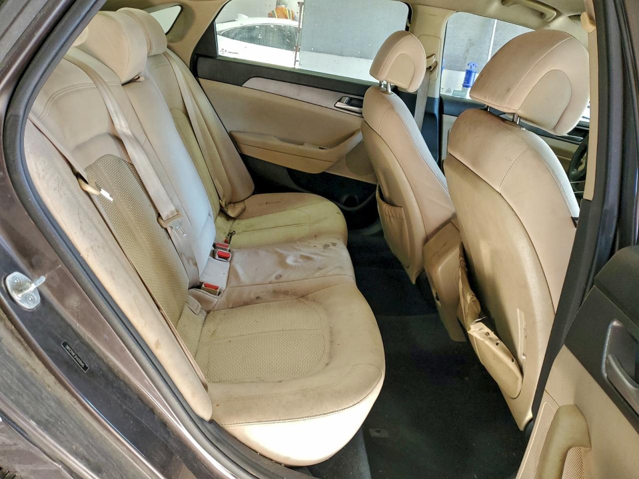 2015 HYUNDAI SONATA SE photo 19