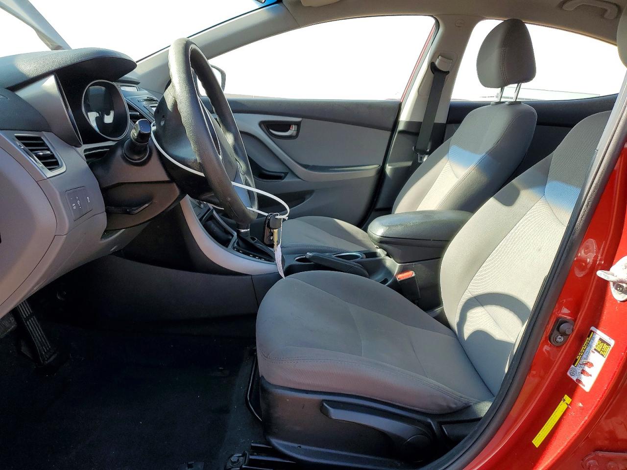 2016 HYUNDAI ELANTRA SE photo 7