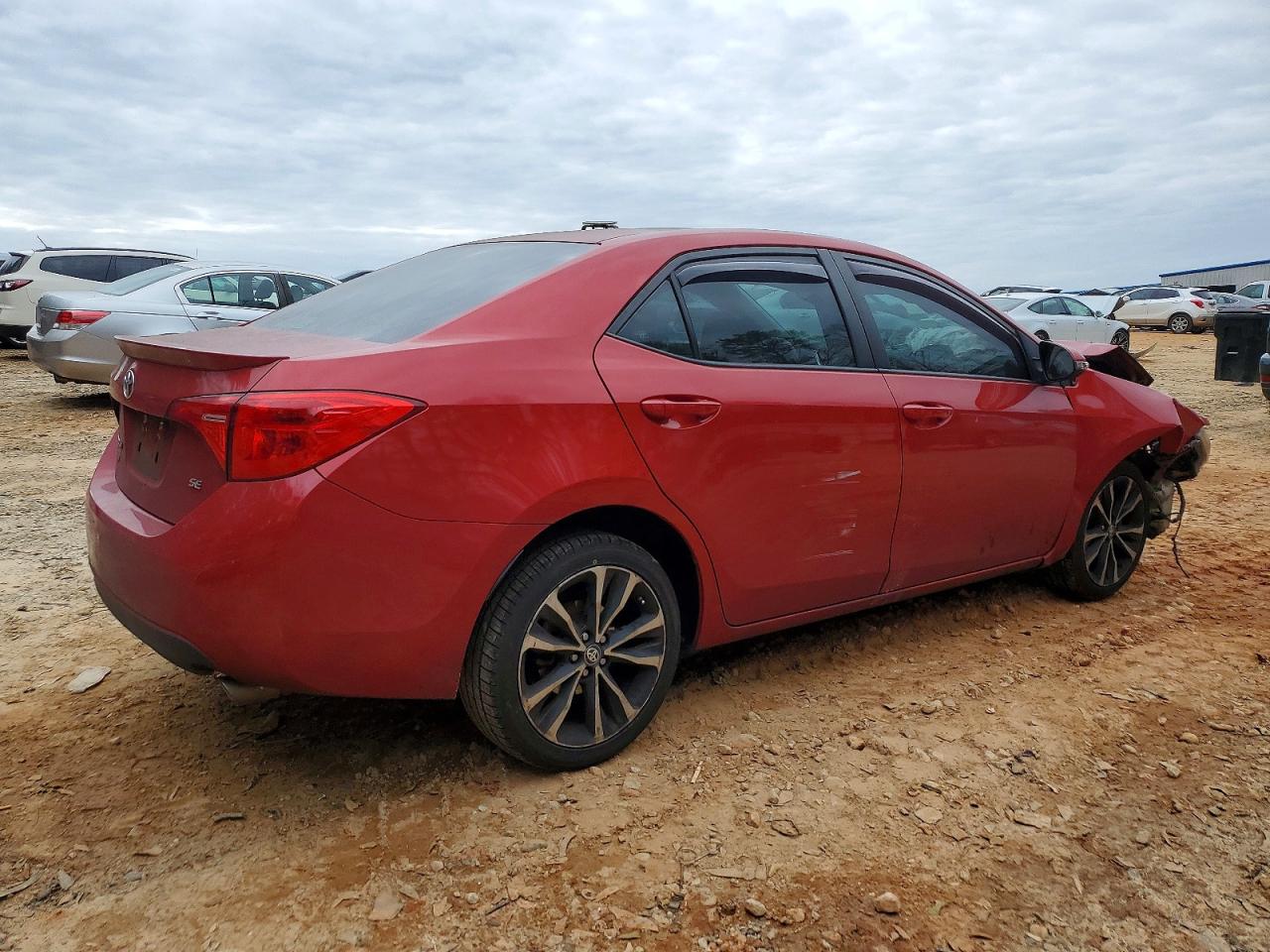 2019 TOYOTA COROLLA LE photo 3