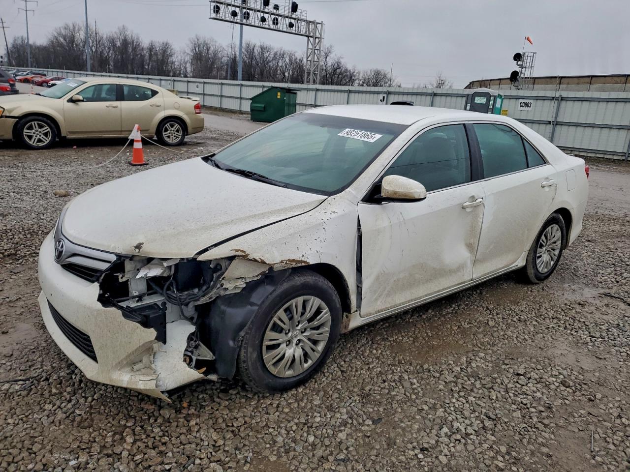 2014 TOYOTA CAMRY