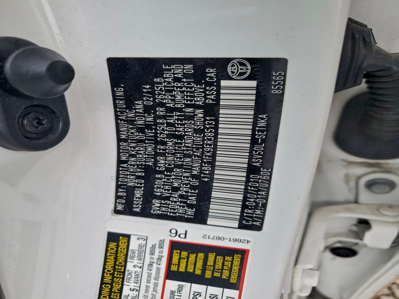 2014 TOYOTA CAMRY L photo 12
