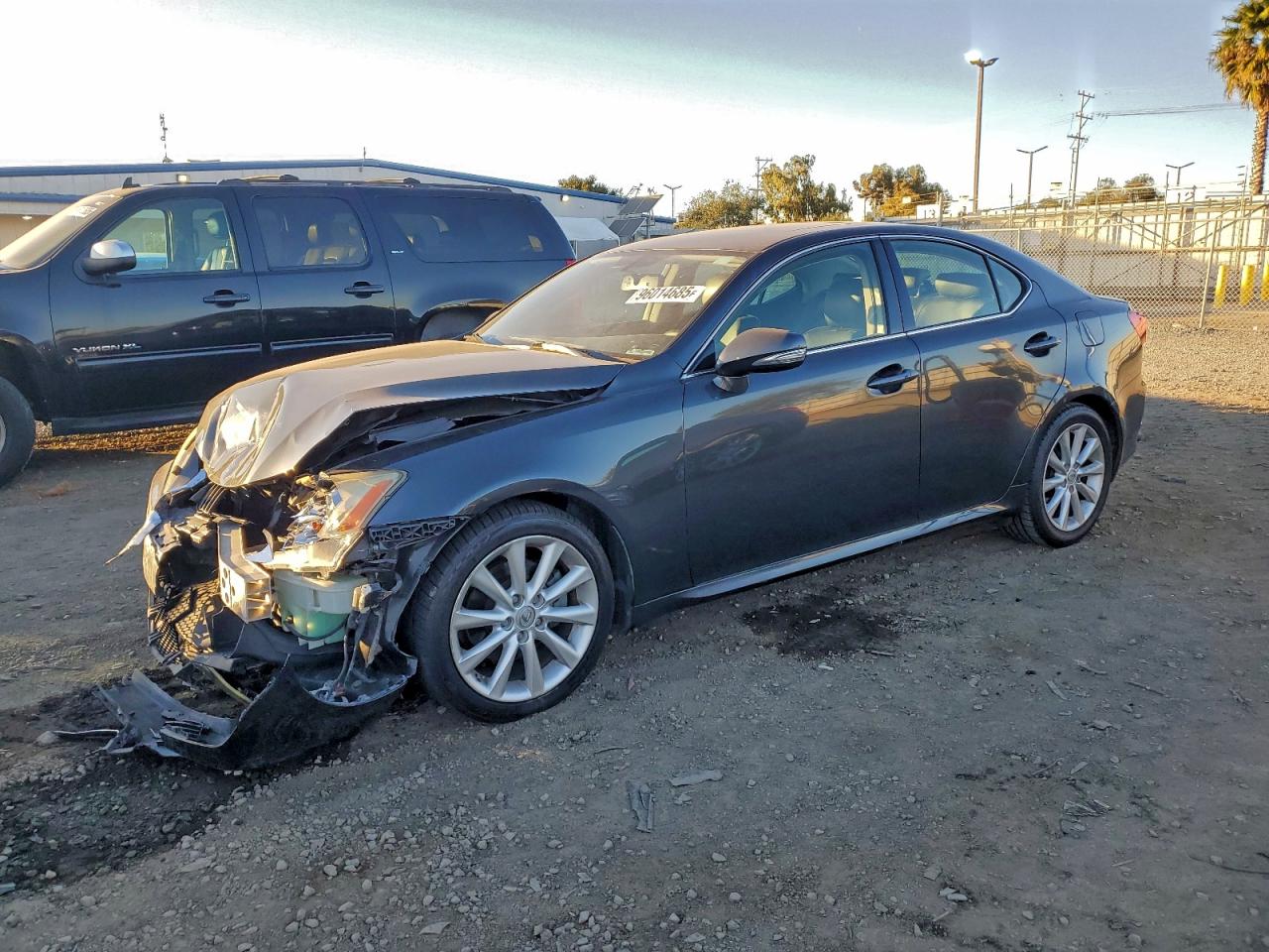 2010 LEXUS IS
