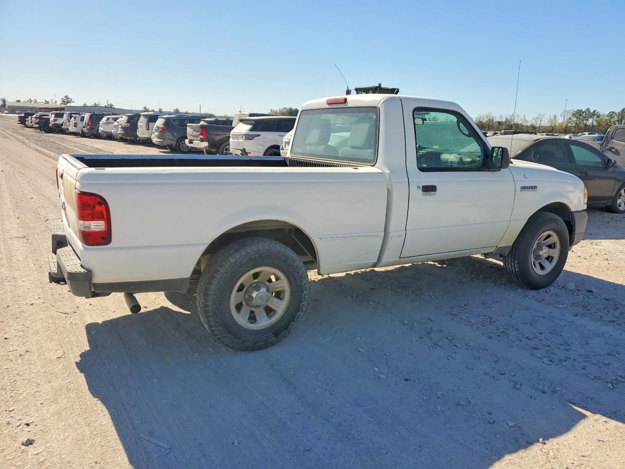 2011 FORD RANGER photo 3