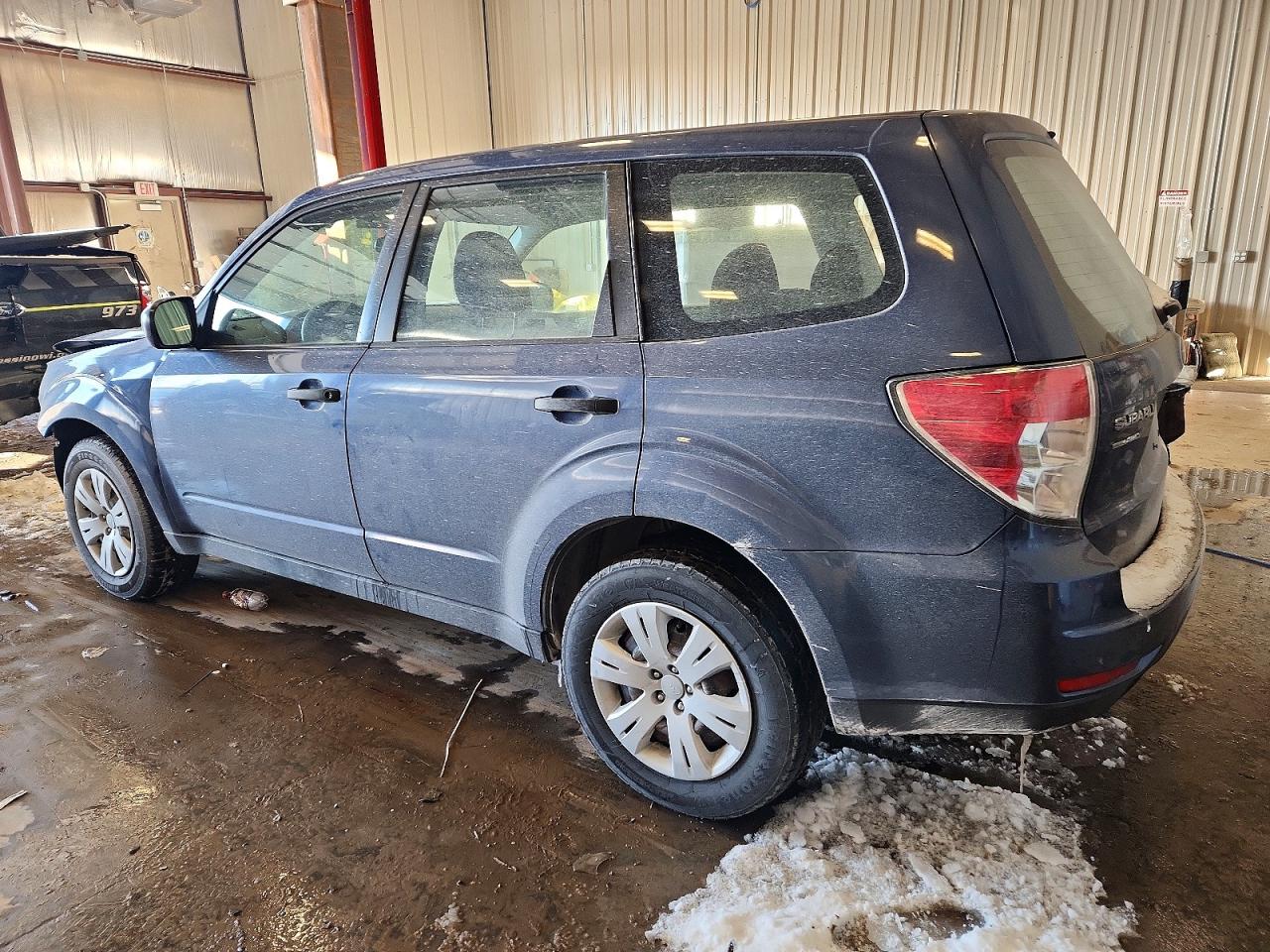 2011 SUBARU FORESTER 2.5X photo 2