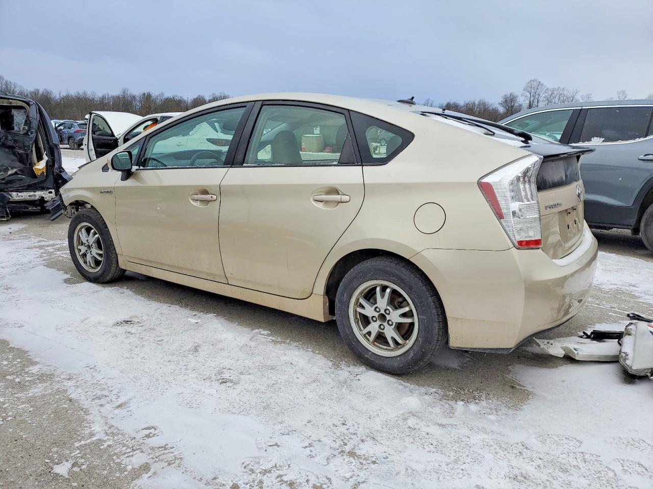 2010 TOYOTA PRIUS photo 2