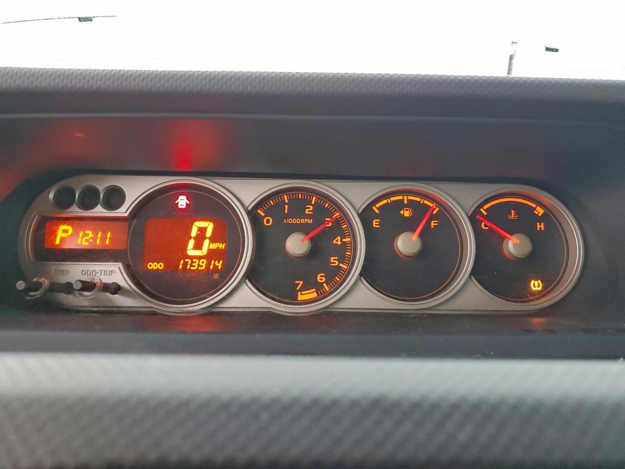 2008 TOYOTA SCION XB photo 9