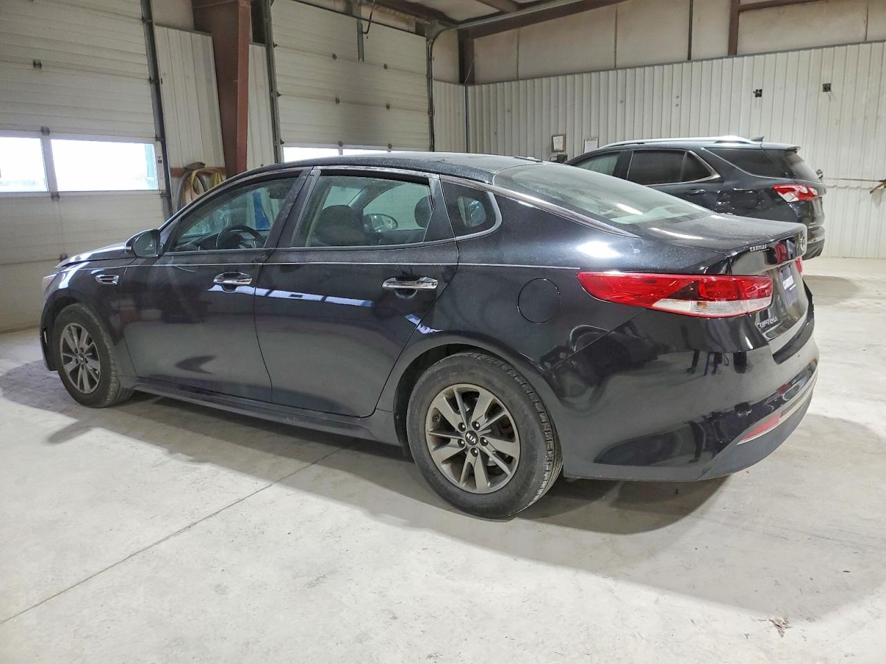 2016 KIA OPTIMA LX photo 3