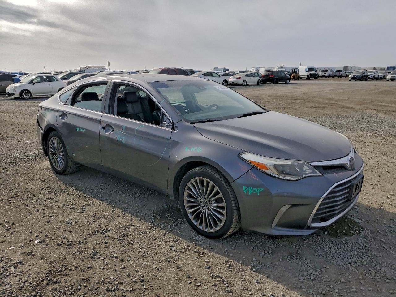 2016 TOYOTA AVALON XLE photo 4
