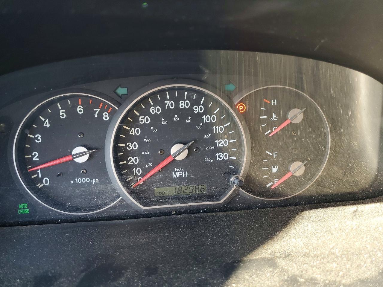 2003 KIA SEDONA photo 9
