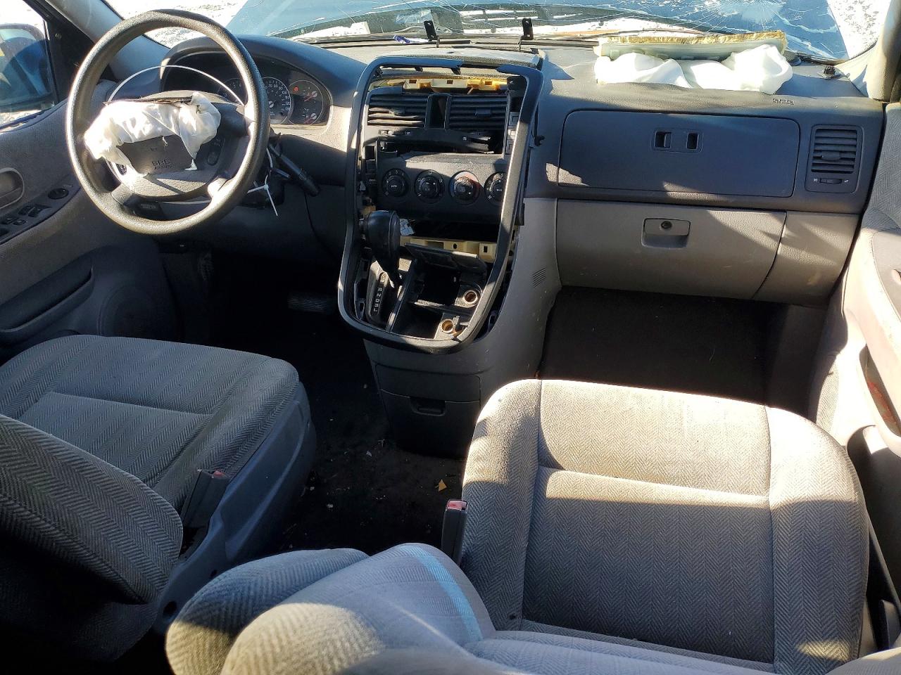 2003 KIA SEDONA photo 8
