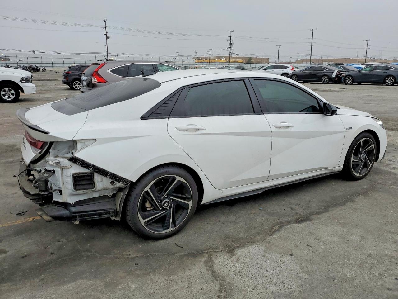 2023 HYUNDAI ELANTRA N LINE photo 3