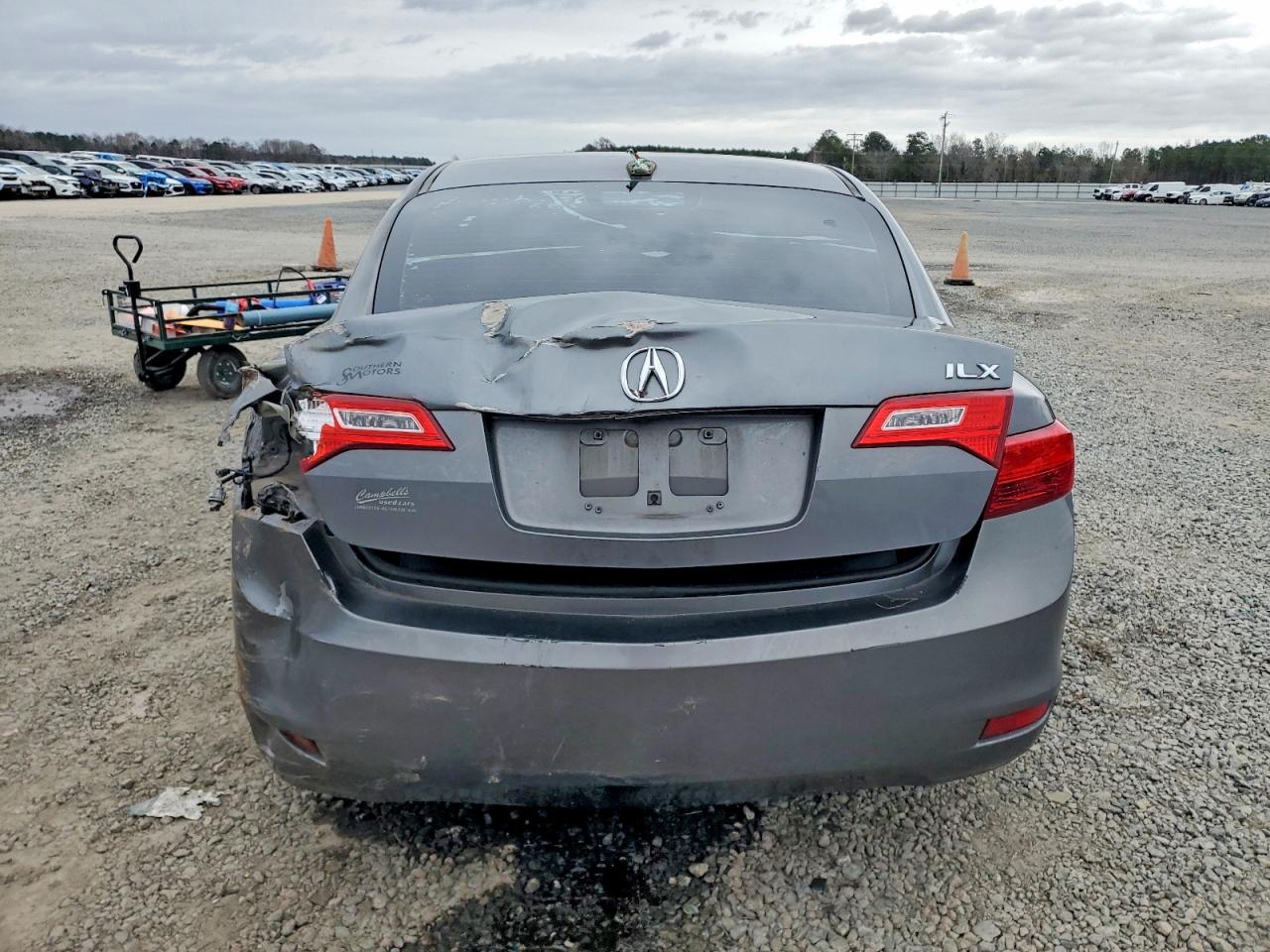 2013 ACURA ILX 20 PREMIUM photo 6