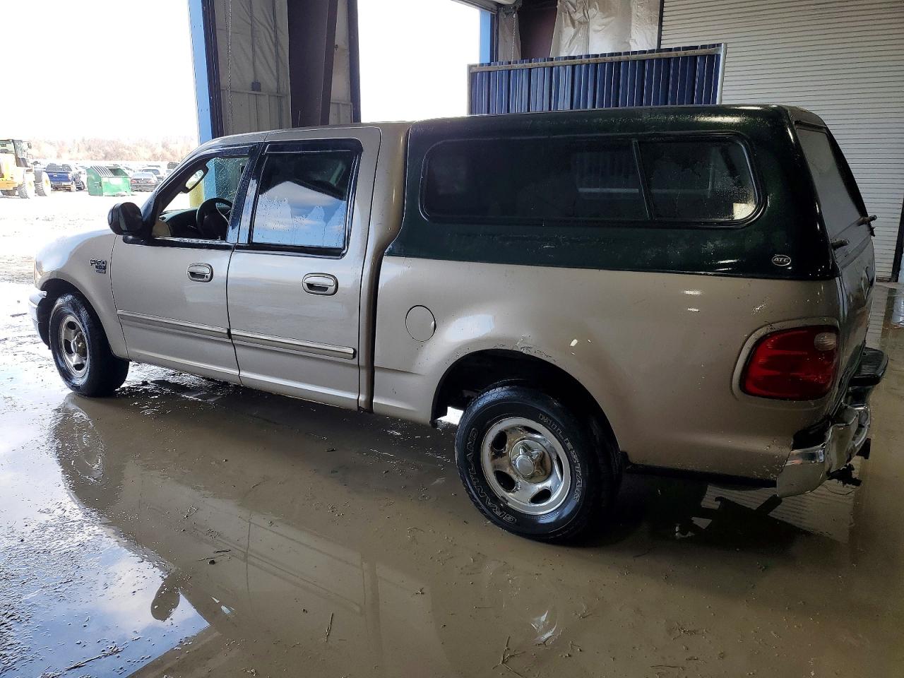 2003 FORD F150 SUPERCREW photo 2