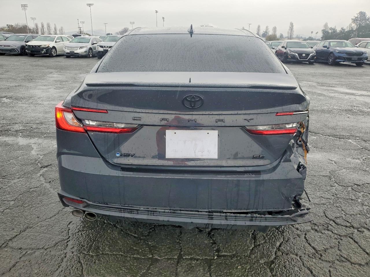 2025 TOYOTA CAMRY XSE photo 11