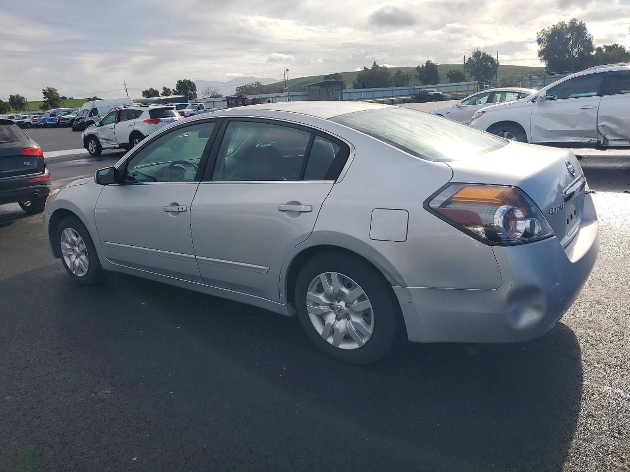 2011 NISSAN ALTIMA BASE photo 3