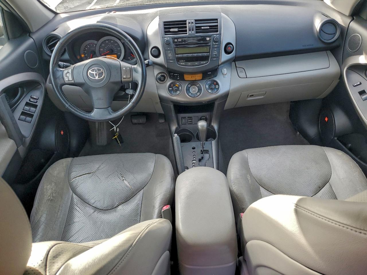 2010 TOYOTA RAV4 LIMITED photo 15