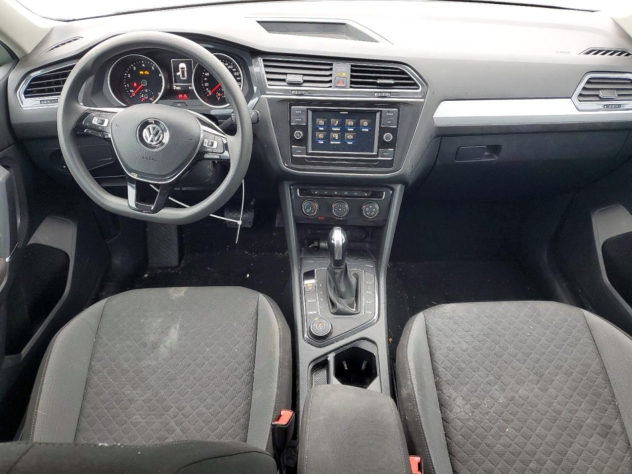 2020 VOLKSWAGEN TIGUAN S photo 8