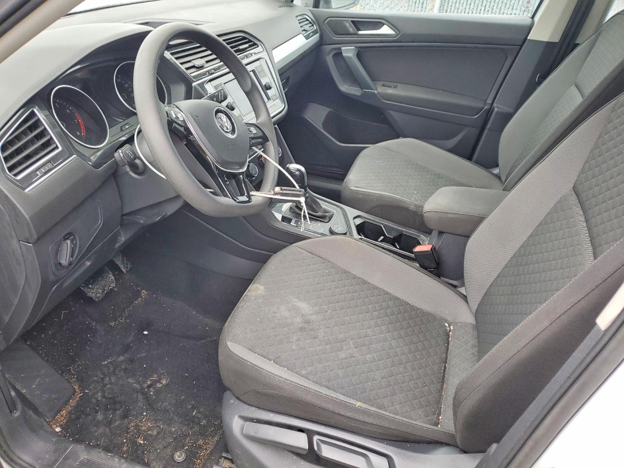 2020 VOLKSWAGEN TIGUAN S photo 7