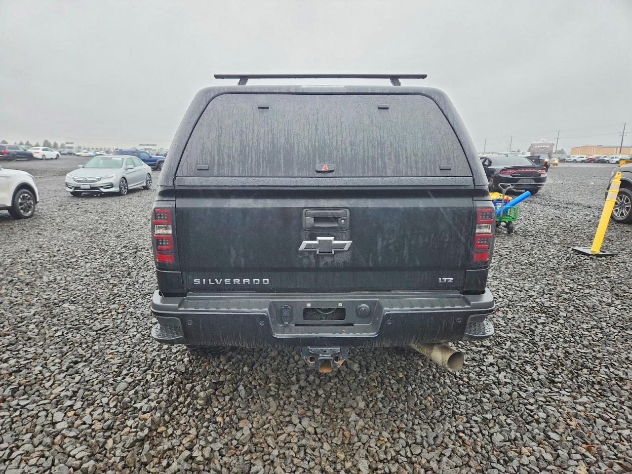 2017 CHEVROLET SILVERADO K2500 HEAVY DUTY LTZ photo 6